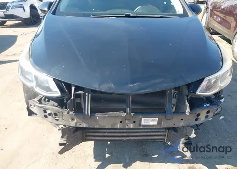 2018 Chevrolet Cruze Ls Auto z USA, uszkodzony, nr VIN 1G1BC5SM8J7192542